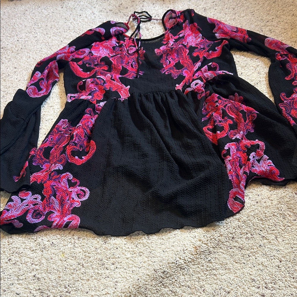 Free People Black and Pink Blouse